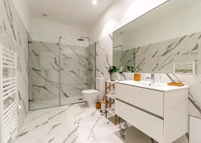 Santa Luzia Views - Modern Centre With Iconic Views *